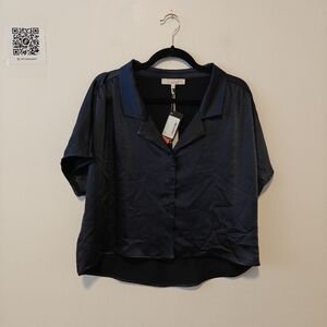 Elegant Women's Navy Button Down Shirt